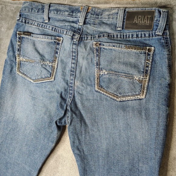 Ariat M2 Jeans Mens 38x34 Blue Brandon Legacy Relaxed Bootcut Rodeo Distressed‎ - Picture 1 of 16